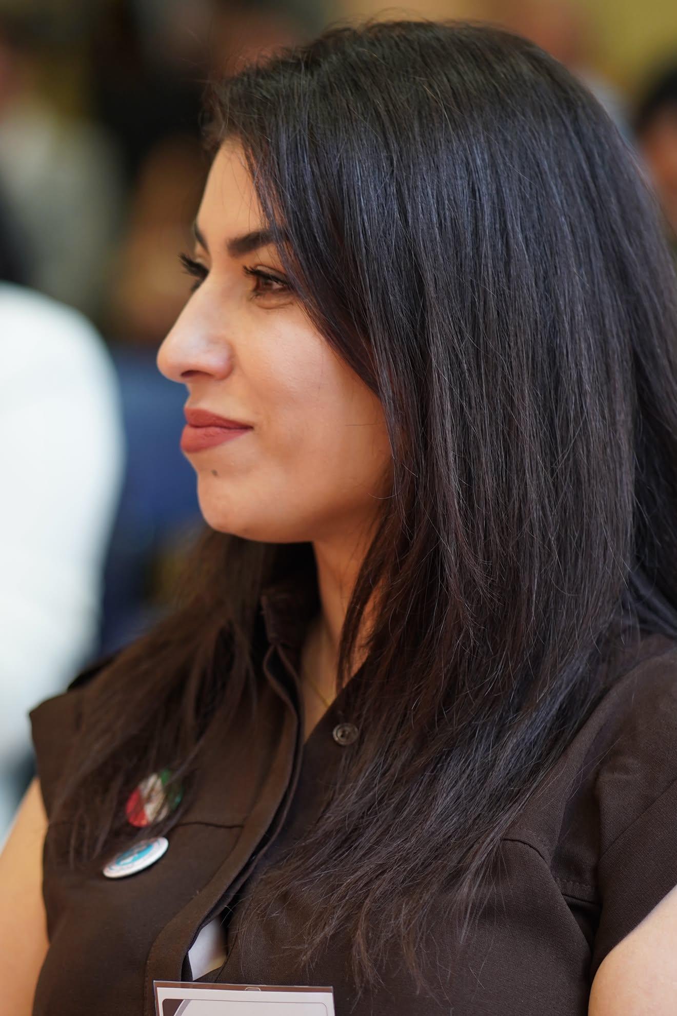 Mahdiyeh Sadeghnezhad 
